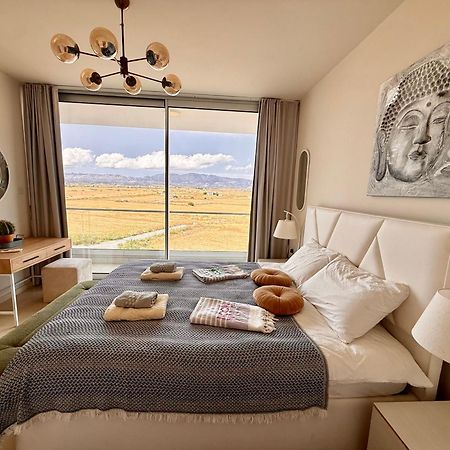 Sea View Suites By The Coast Famagusta  Zewnętrze zdjęcie