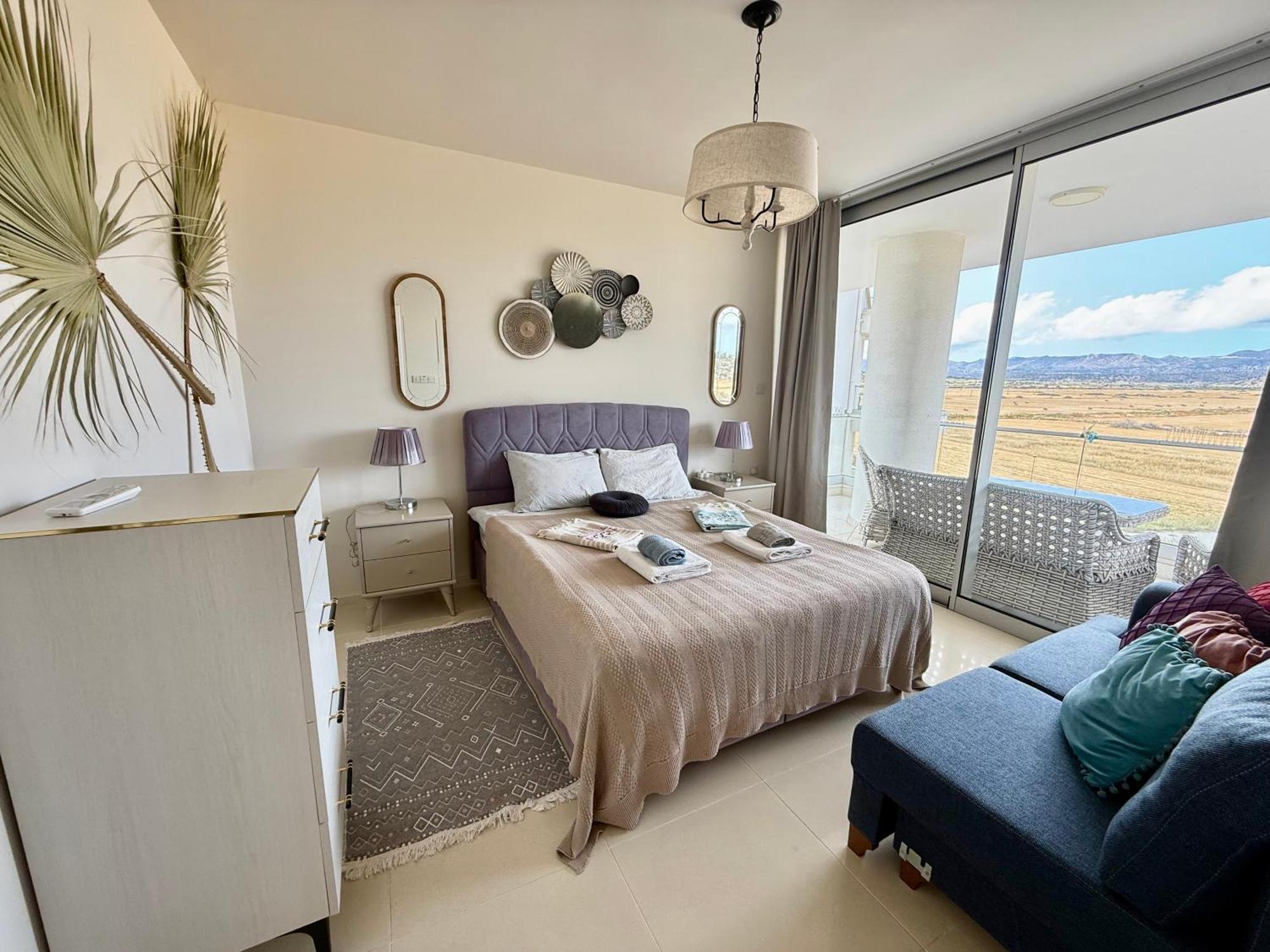 Sea View Suites By The Coast Famagusta  Zewnętrze zdjęcie