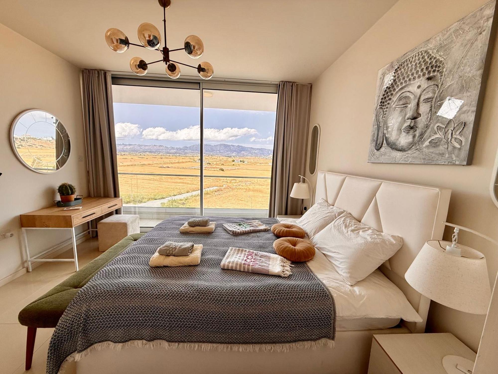 Sea View Suites By The Coast Famagusta  Zewnętrze zdjęcie