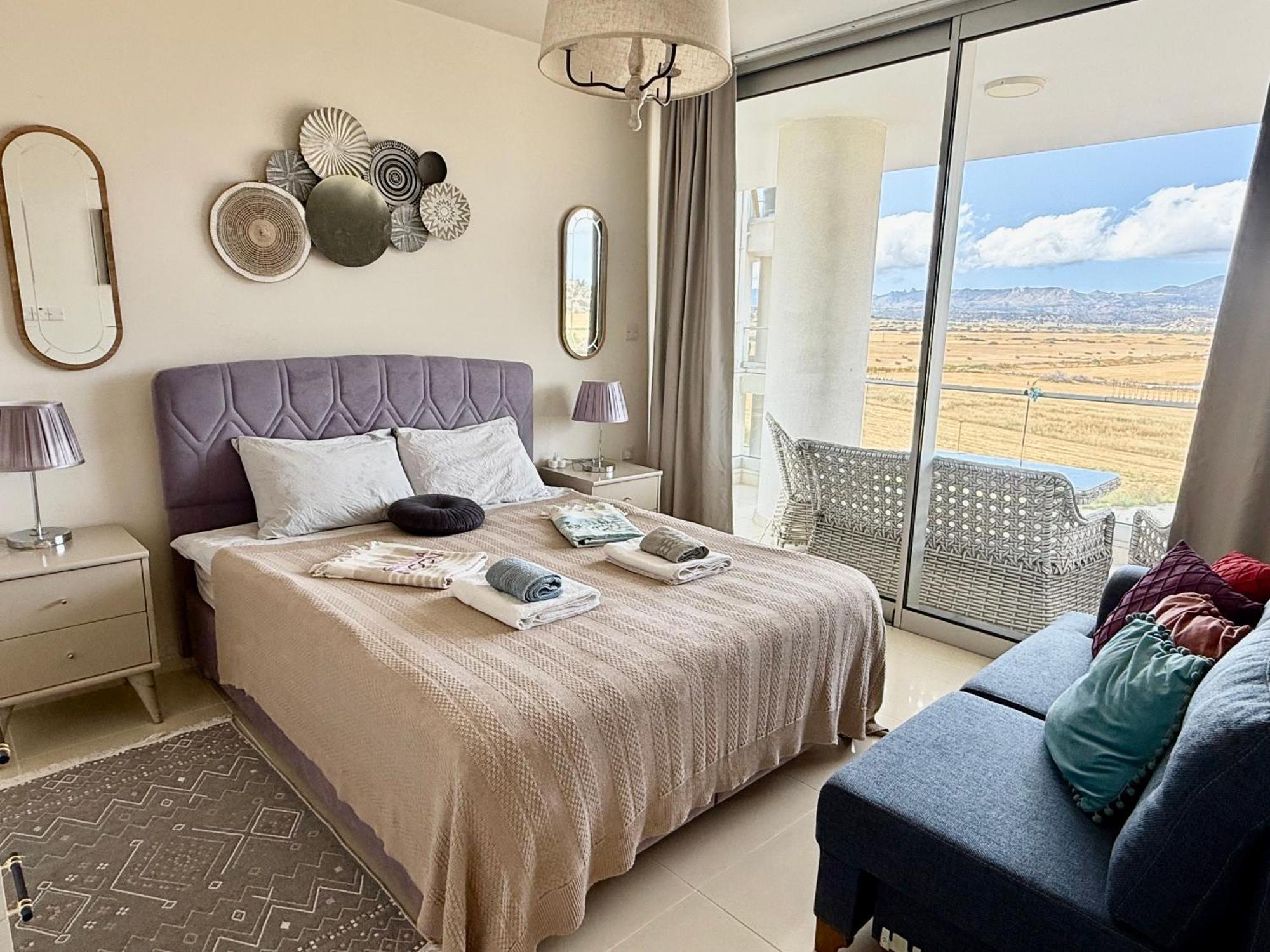 Sea View Suites By The Coast Famagusta  Pokój zdjęcie
